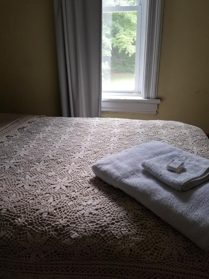 Ethel Maud Place Hotel Severn Bagian luar foto